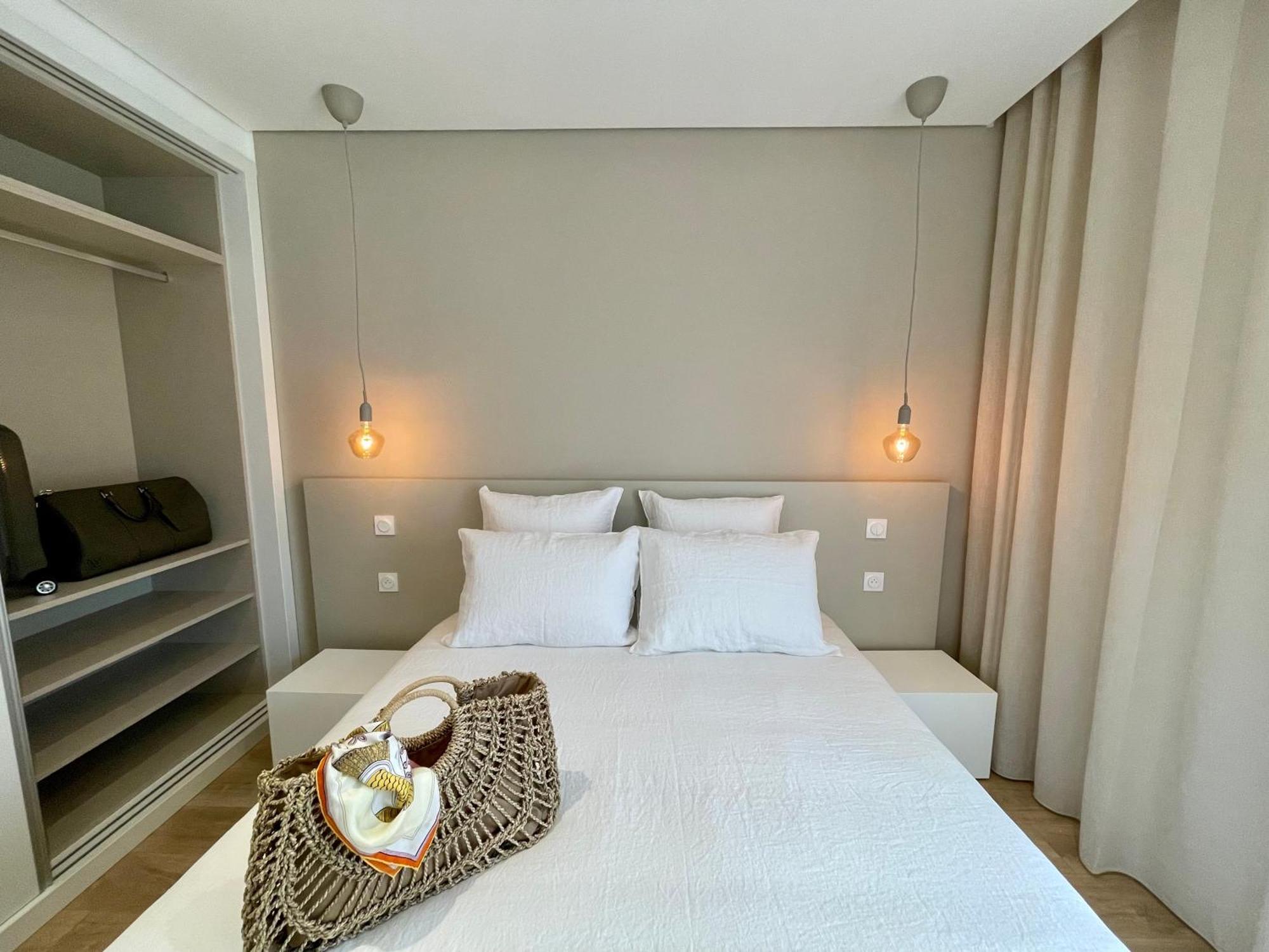 Cadiamare Apartment ซองซา ภายนอก รูปภาพ
