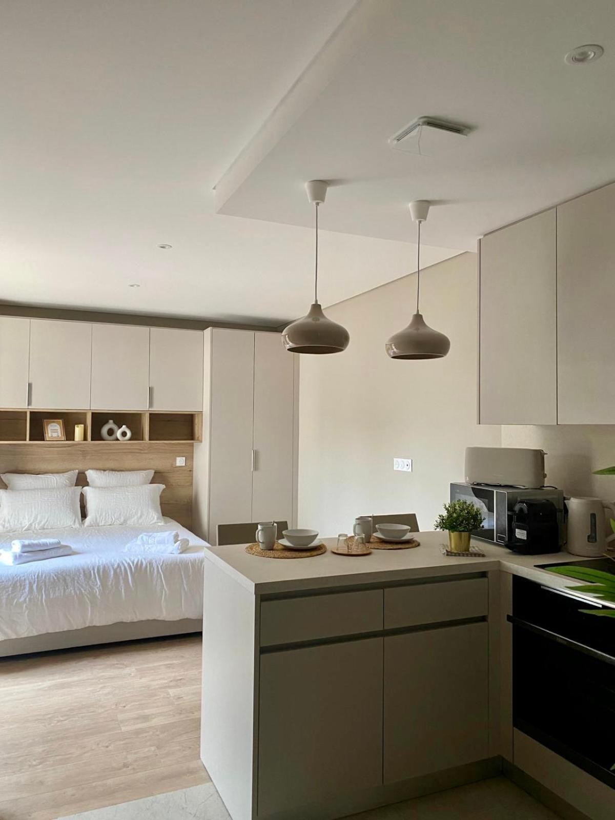 Cadiamare Apartment ซองซา ภายนอก รูปภาพ